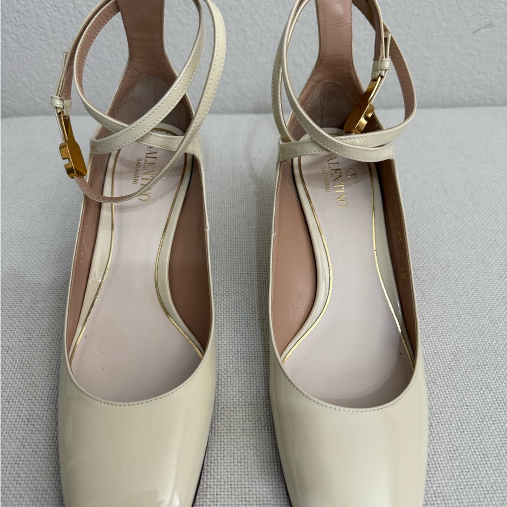 Valentino Cream Ankle Strap Heels - Picture 4 of 6